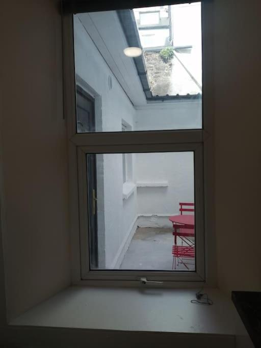 Cosy City Apartment Cork Bagian luar foto