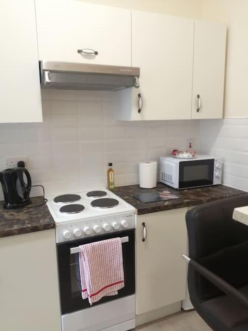 Cosy City Apartment Cork Bagian luar foto